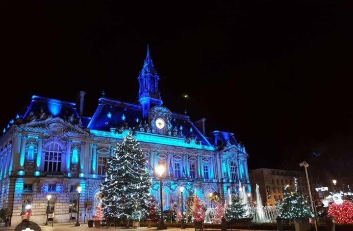 Le Loire A Velo - Gare De Toursアパートメント エクステリア 写真